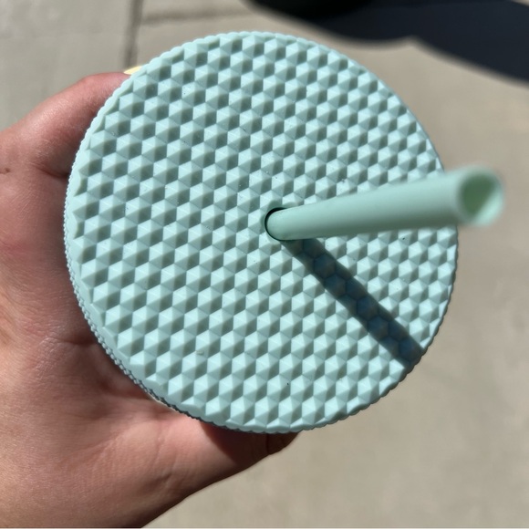 Starbucks Grande Soft Matte Studded Mint Green Tumbler Cold Cup - NWT - Picture 3 of 4